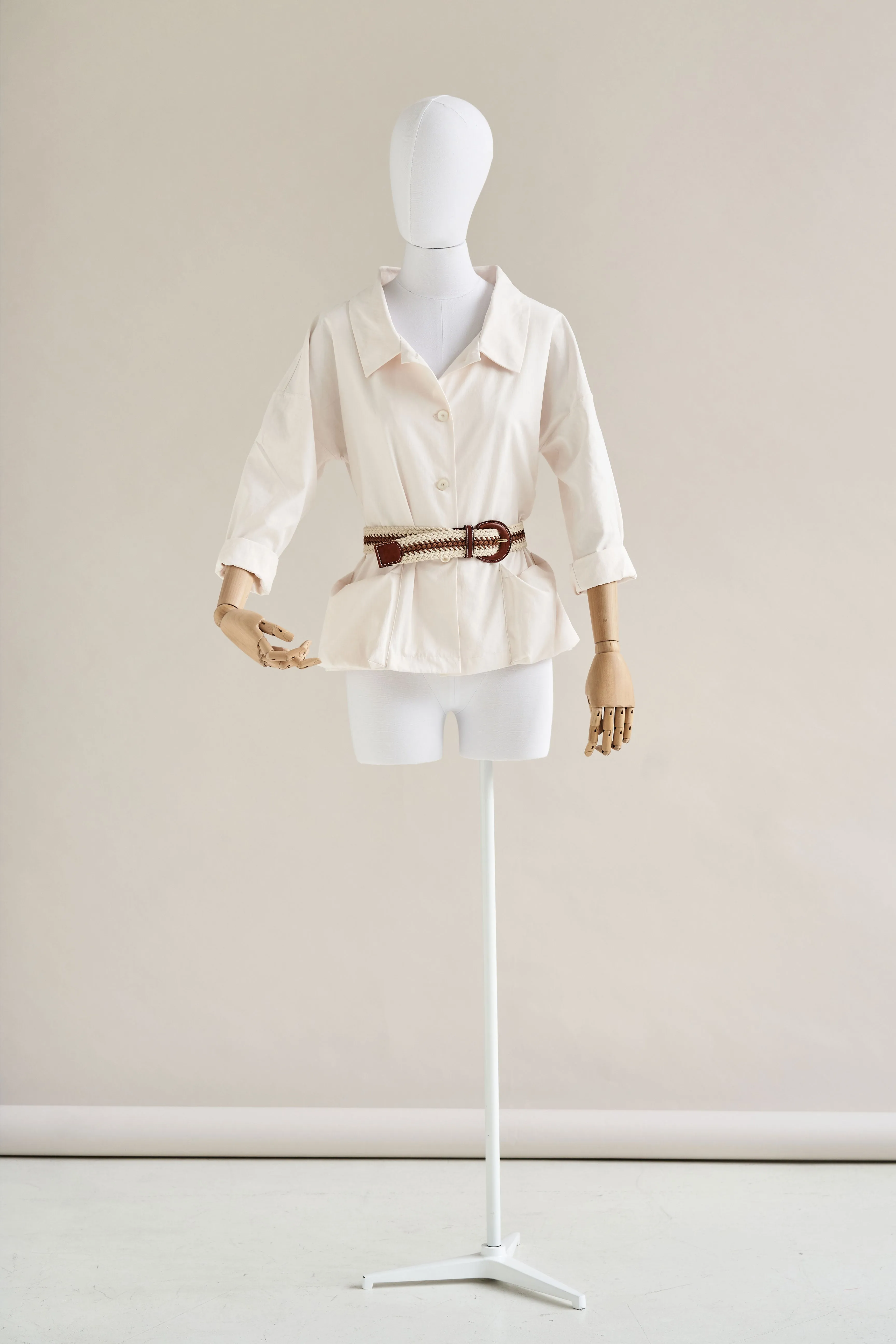 65-8 Blouse with dropped shoulder and bellows pockets
