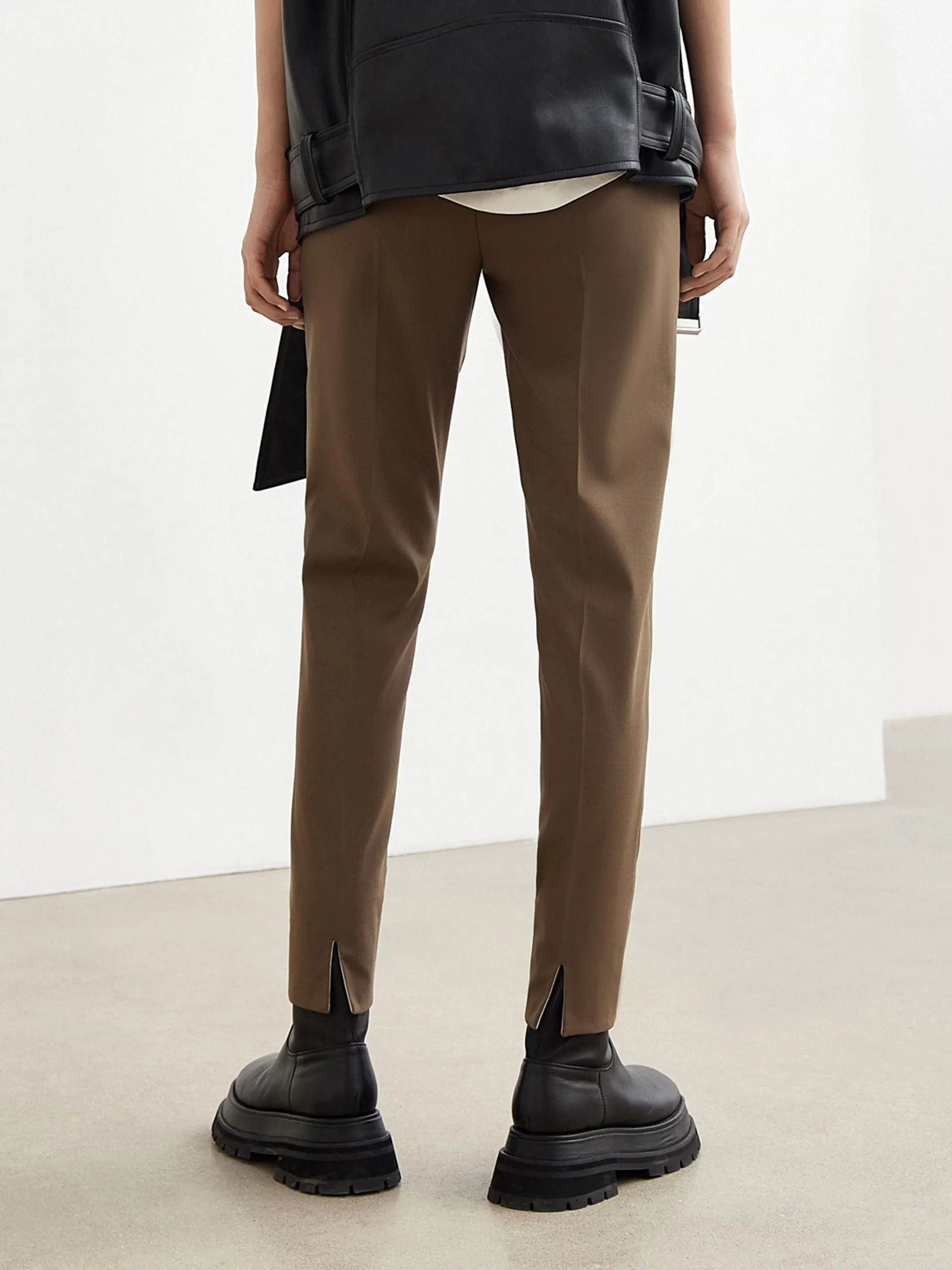Contrasting Cuffed Back Trousers