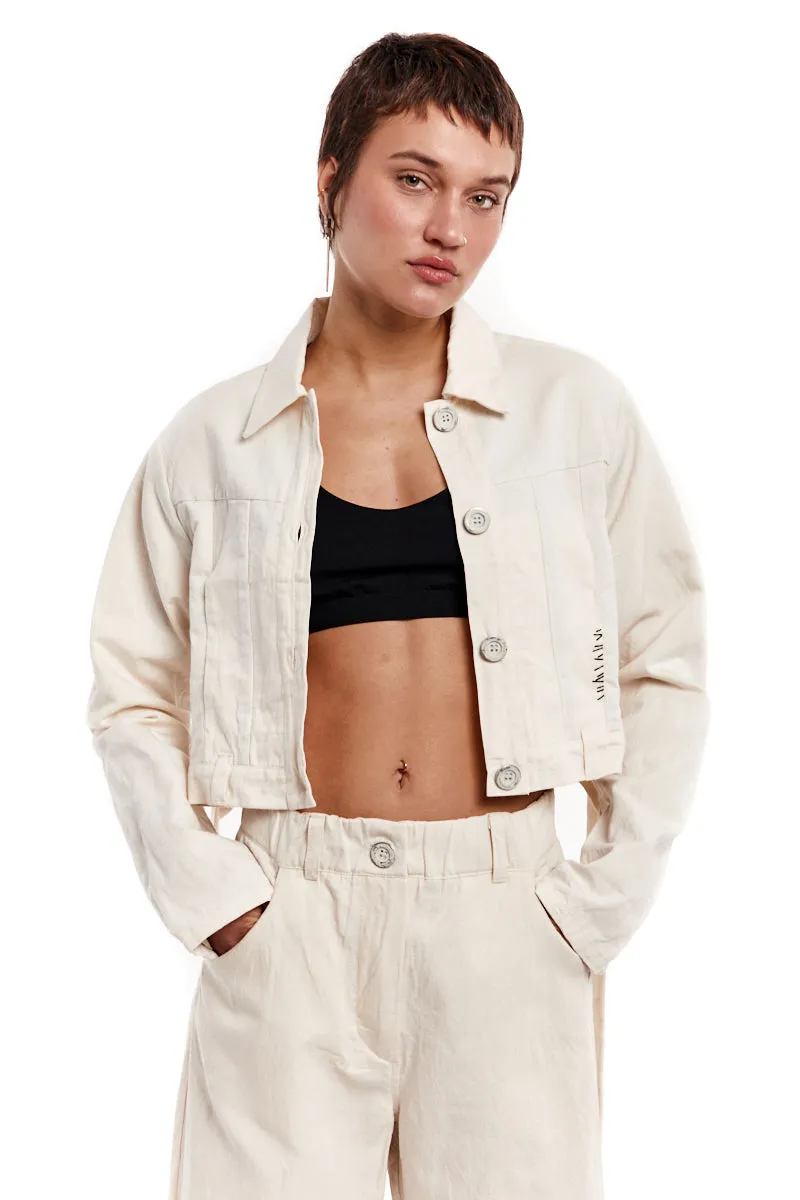 CREAM WRINKLED CROPPED DENIM JACKET