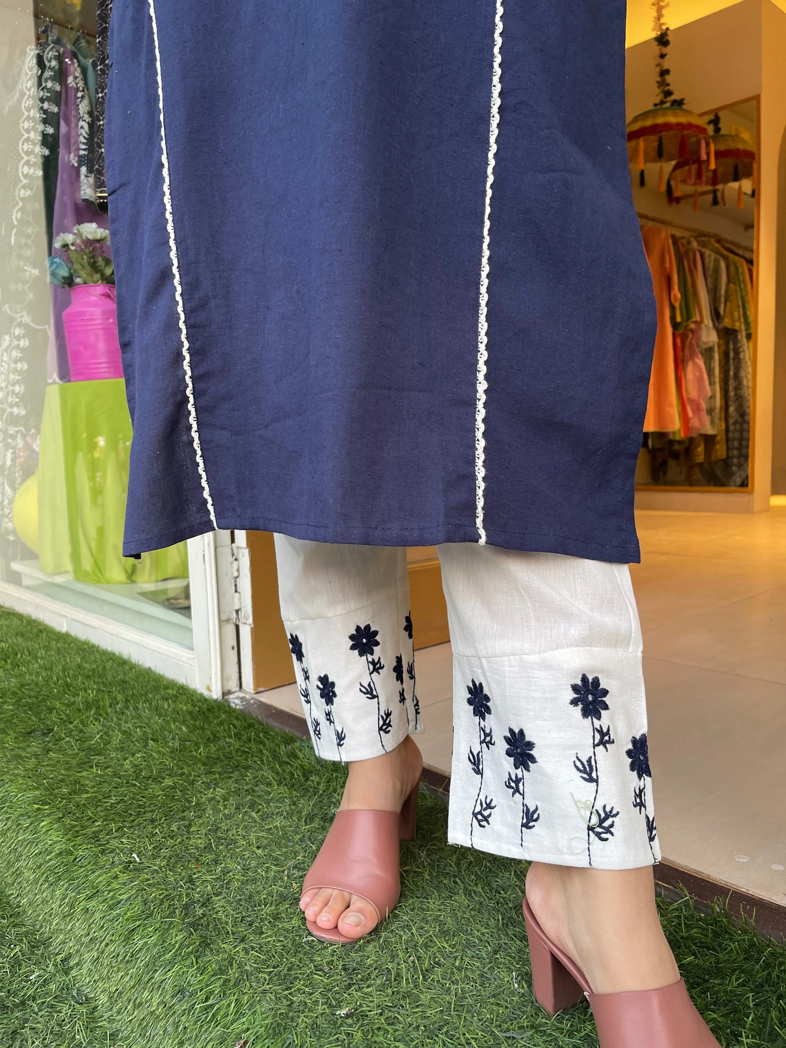 Flower Pop On Blue Kurta Set