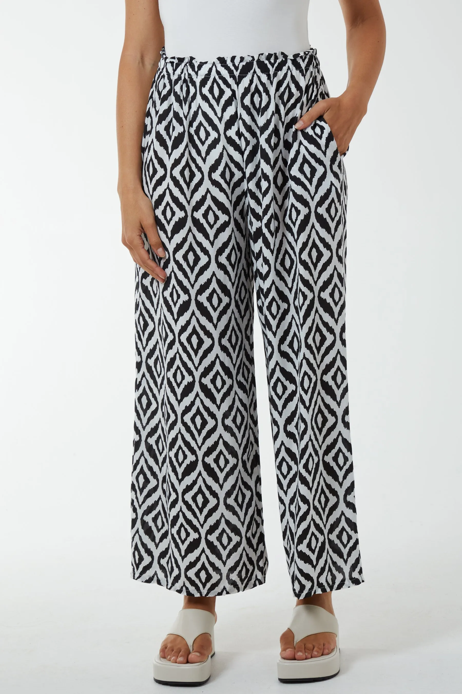 Geometric Print Wide Leg Trousers