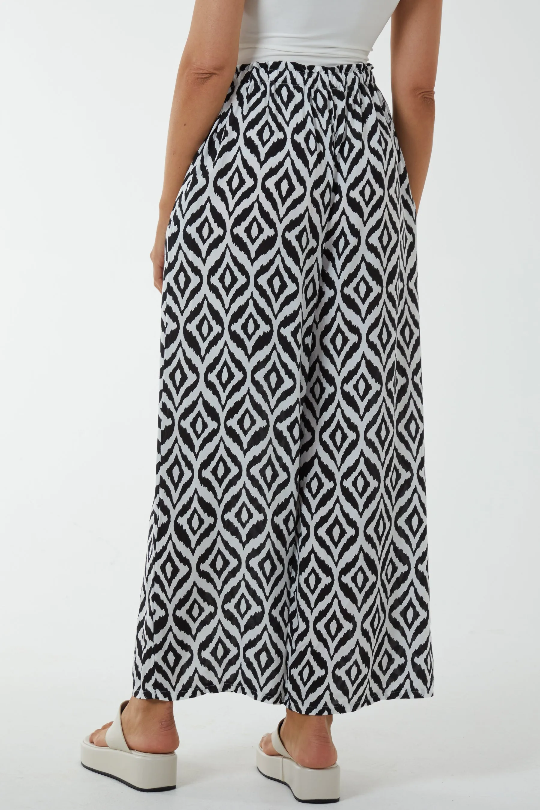 Geometric Print Wide Leg Trousers