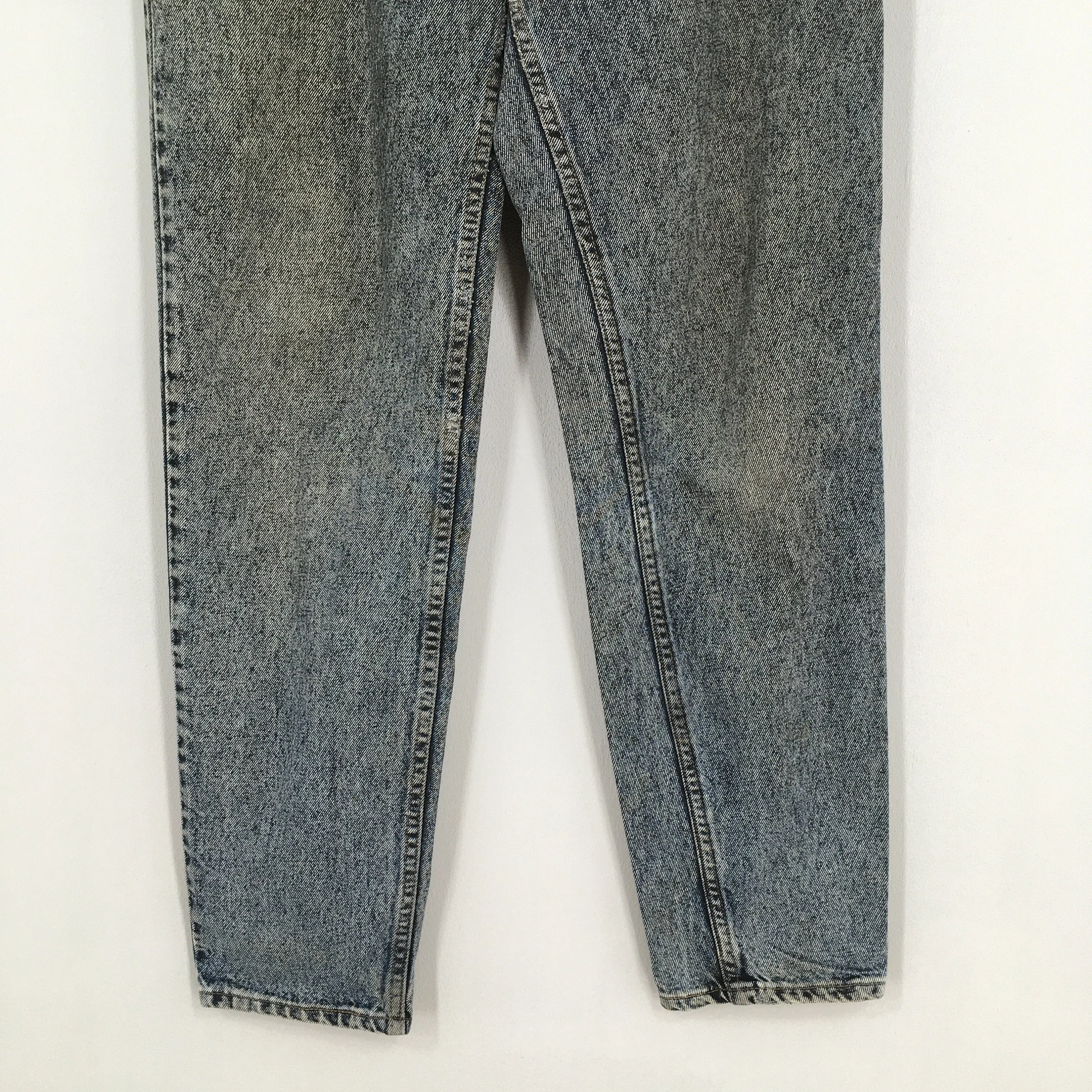 Levis 550 Dark Gray Jeans Size 33x34