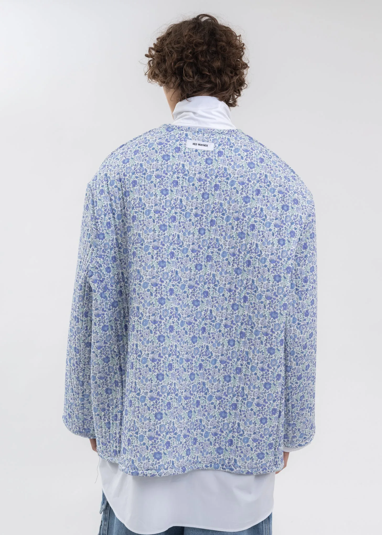 LIGHT BLUE AND ECRU FLOWERS REVERSIBLE QUILTED CROPPED COAT
