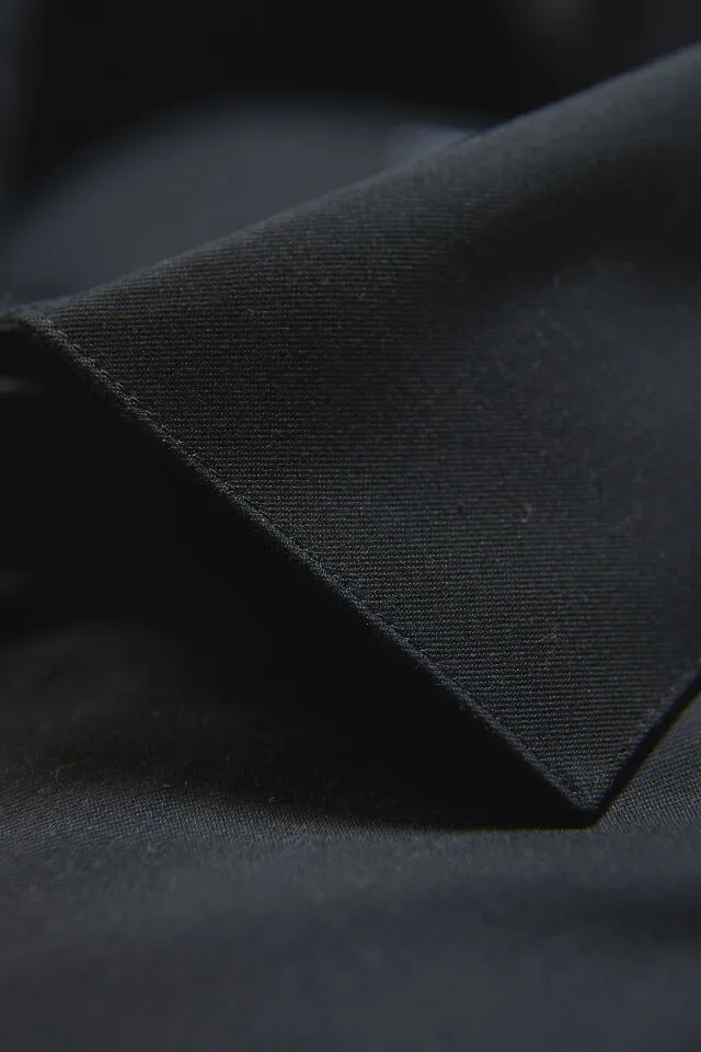 Lindbergh Plain Fine Twill Non Iron Stain Resistant Shirt | Black