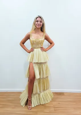 Sparkling gold pleated tulle 4-tiered dress with slit