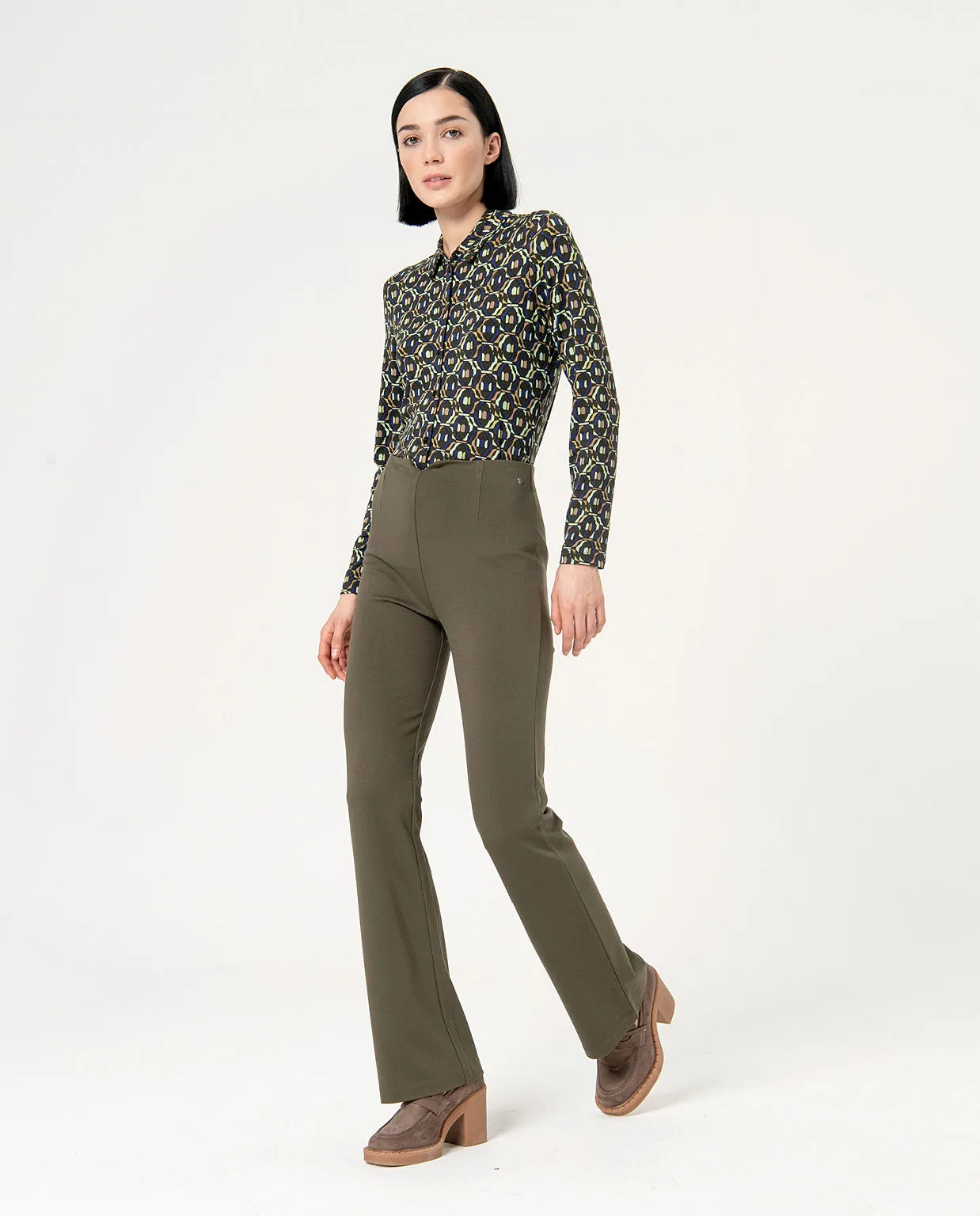 Surkana flare trousers knitted blunt knit khaki