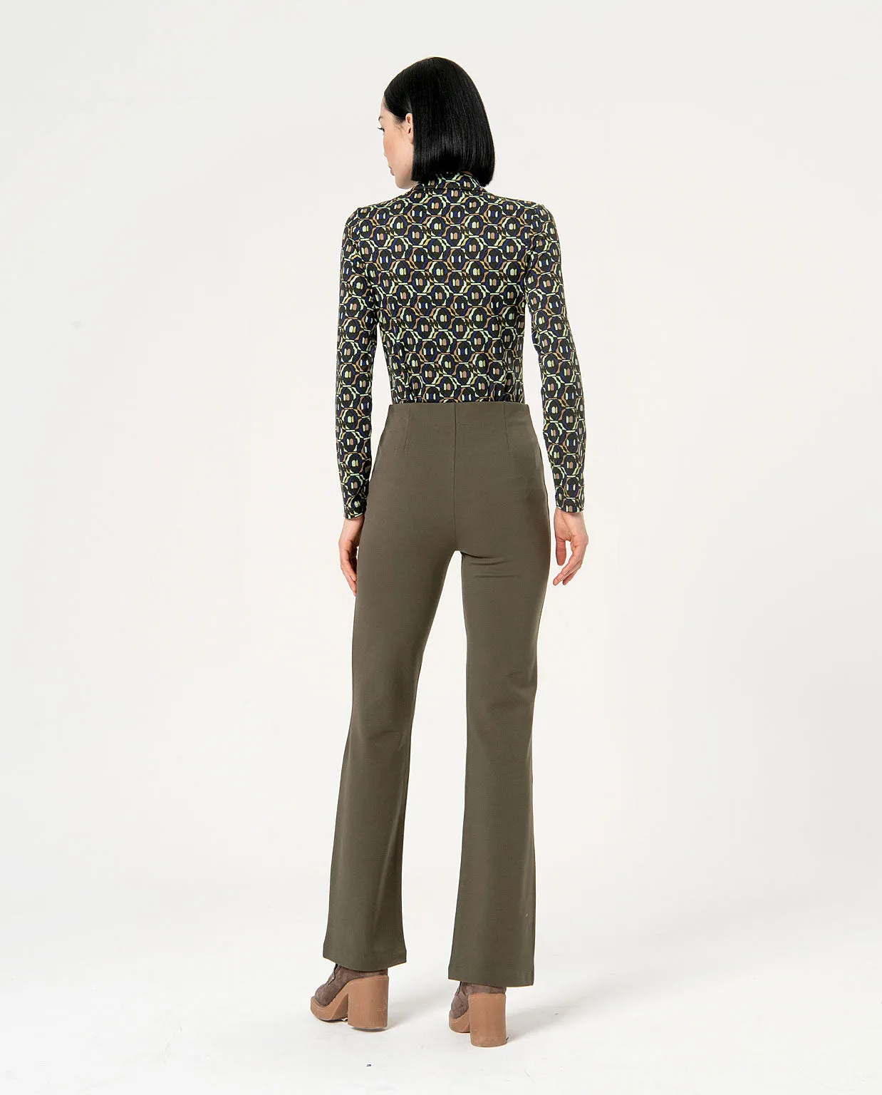 Surkana flare trousers knitted blunt knit khaki