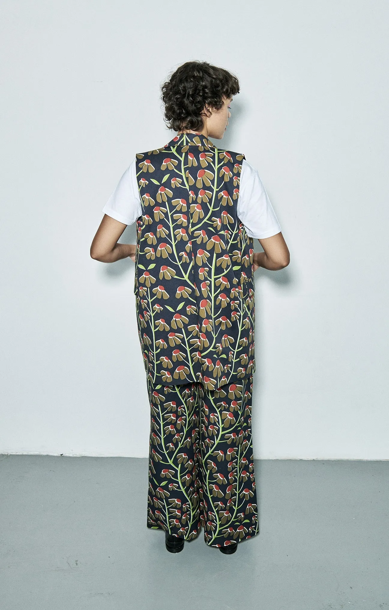 Szegfu Flared Canvas Trousers Chamomile