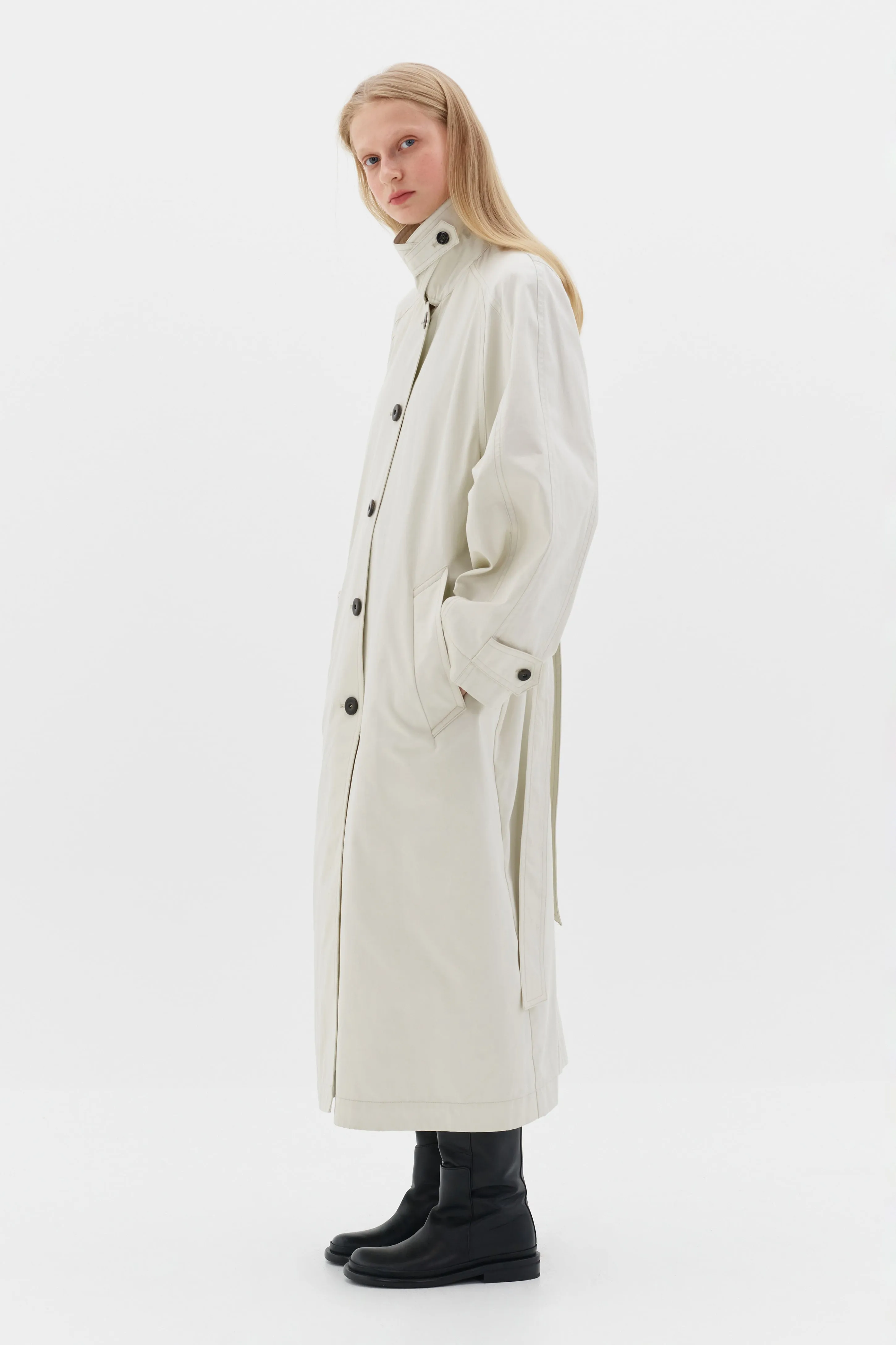 VENTILE TRENCH COAT