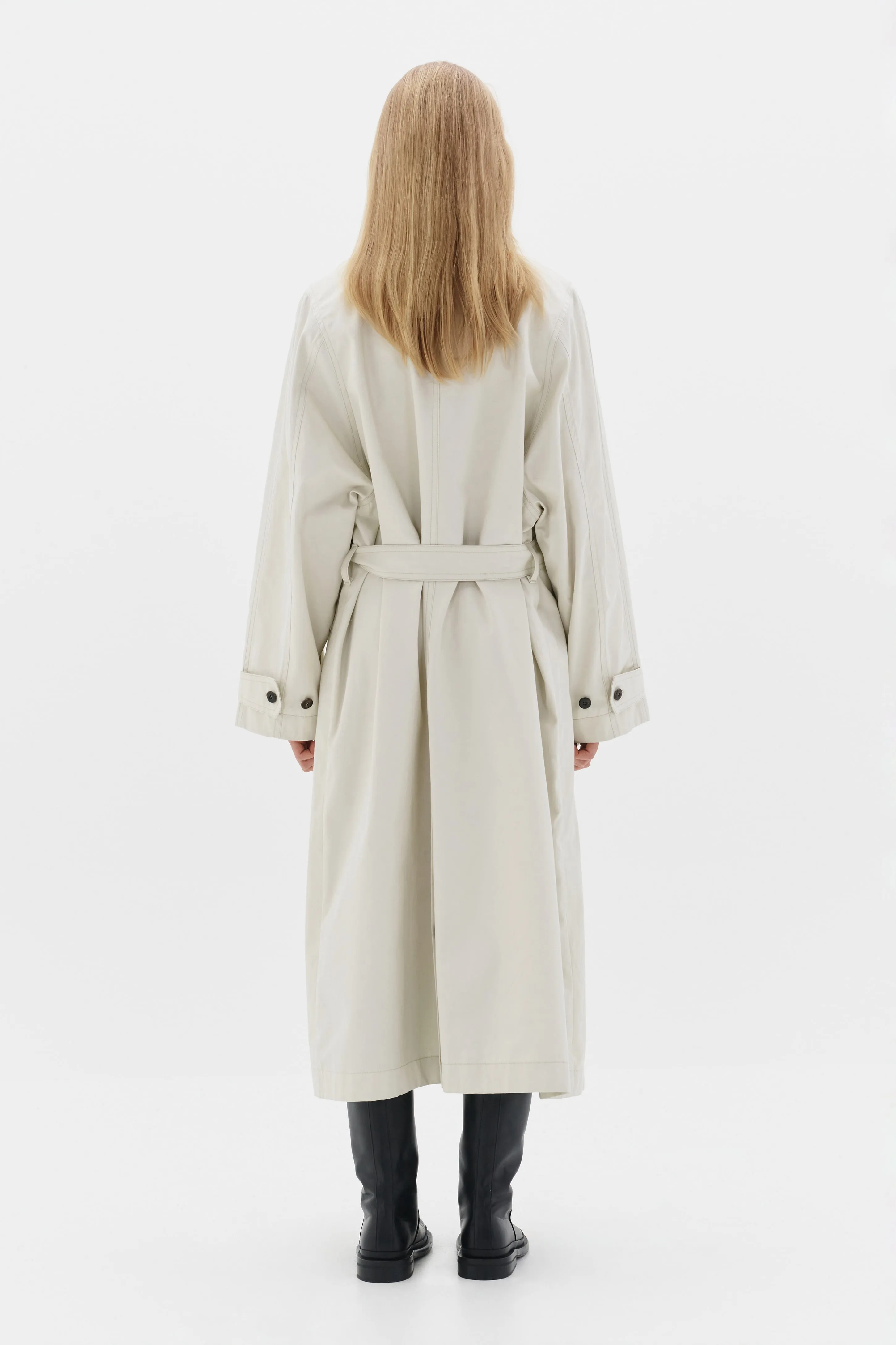 VENTILE TRENCH COAT