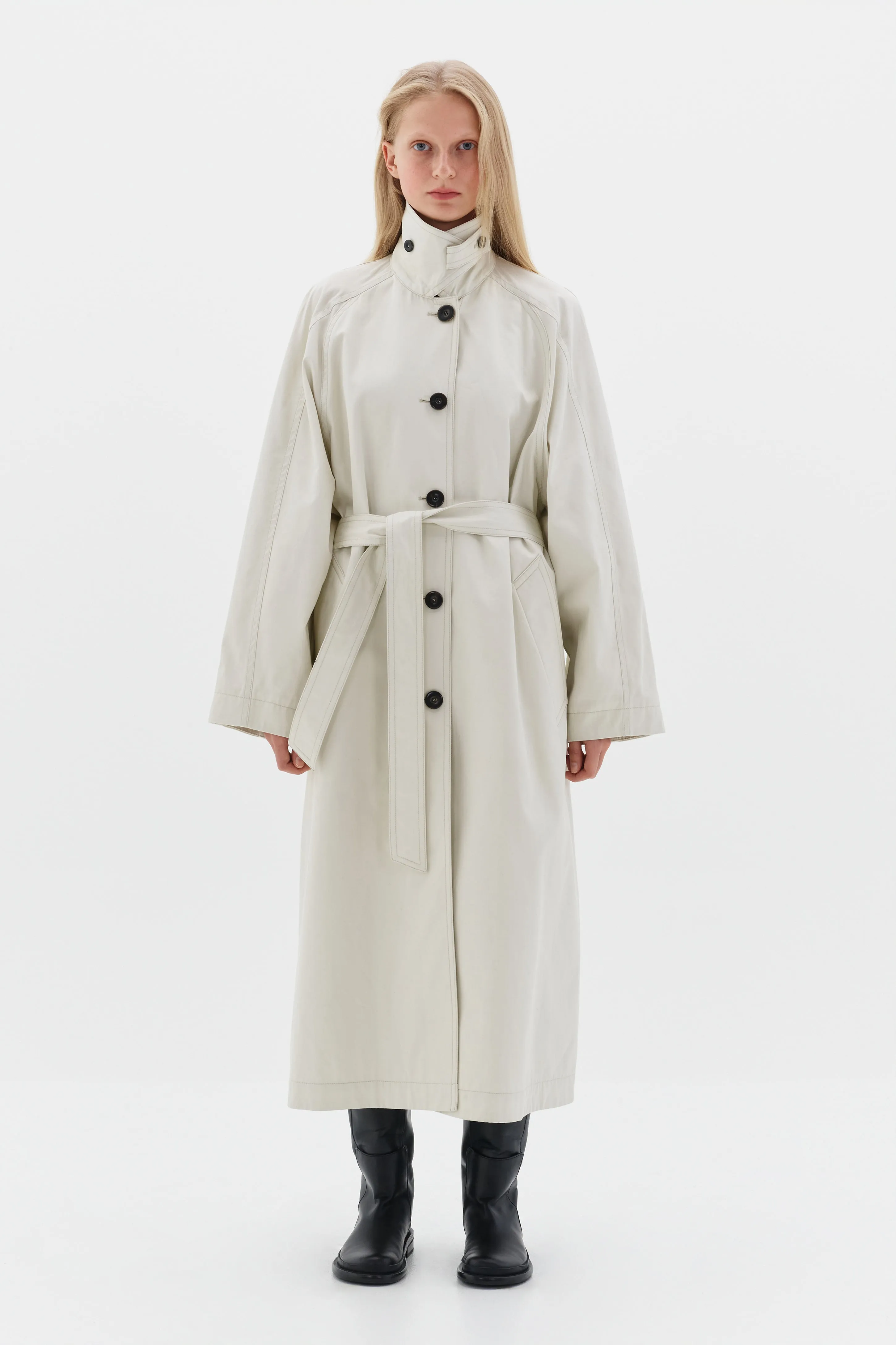 VENTILE TRENCH COAT