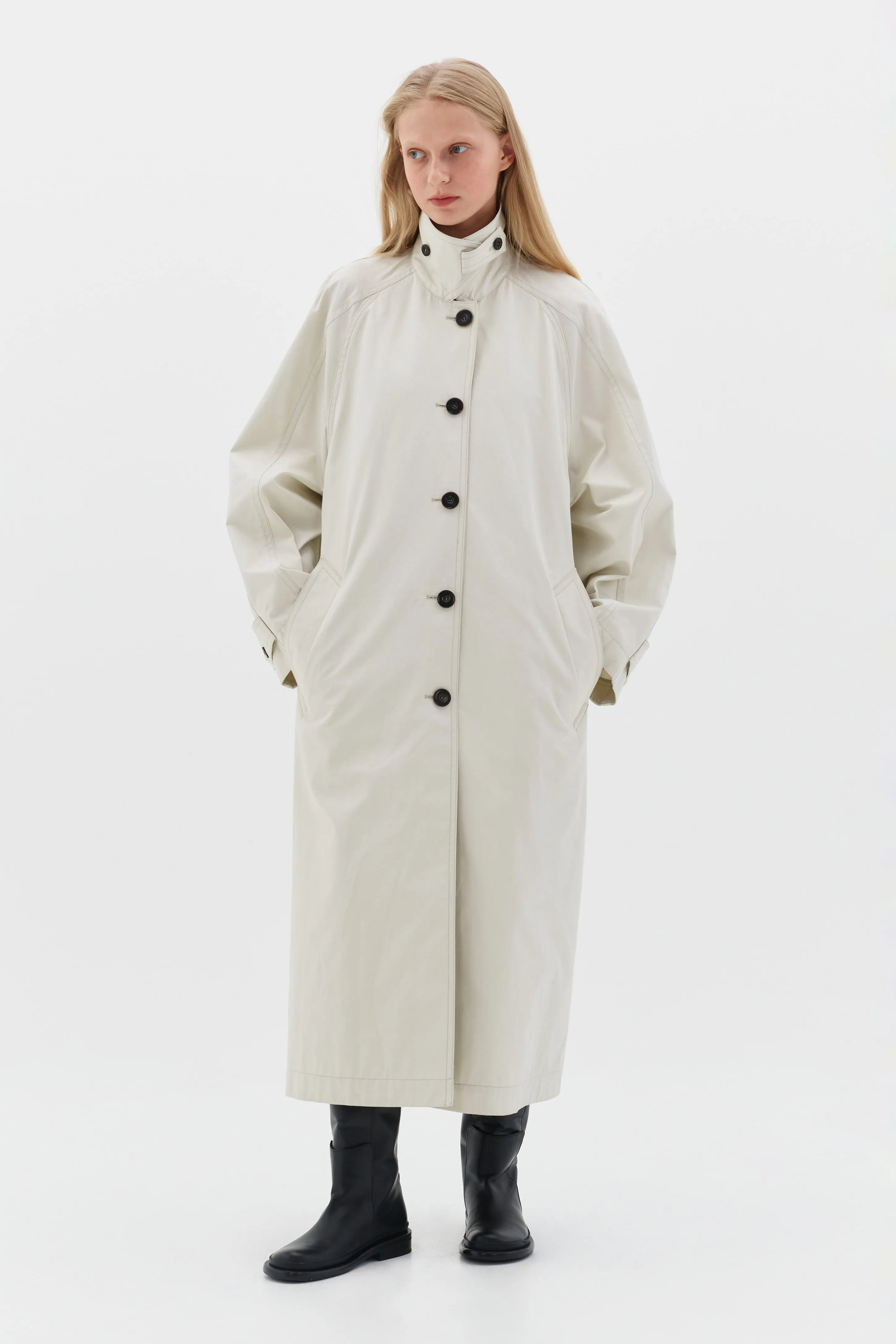 VENTILE TRENCH COAT